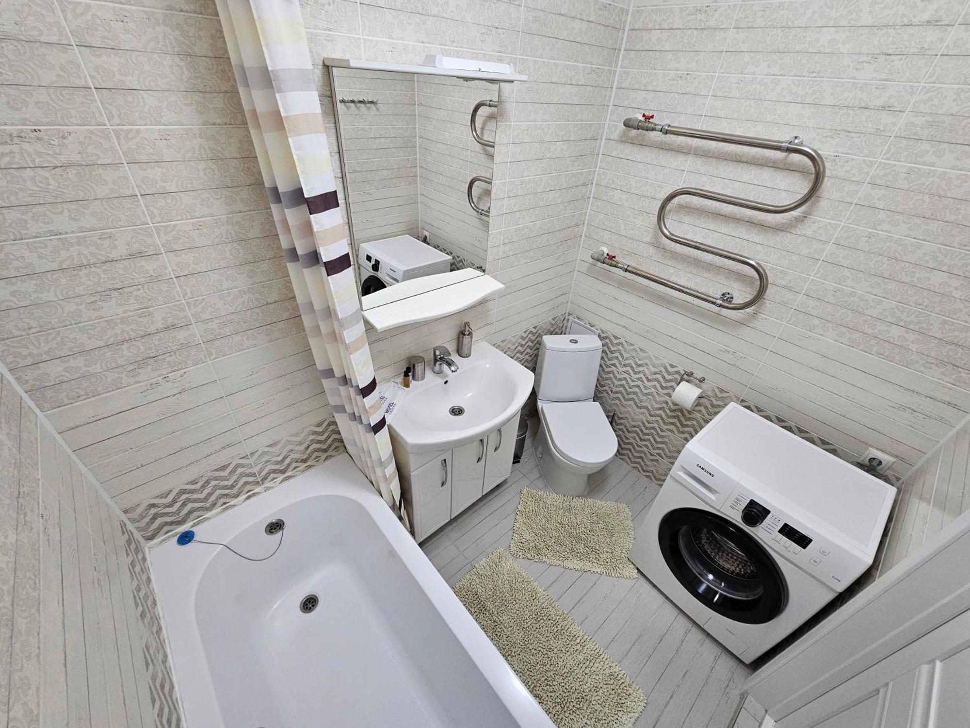Ernaz Plus Apartments: Promenade Expo Astana Extérieur photo