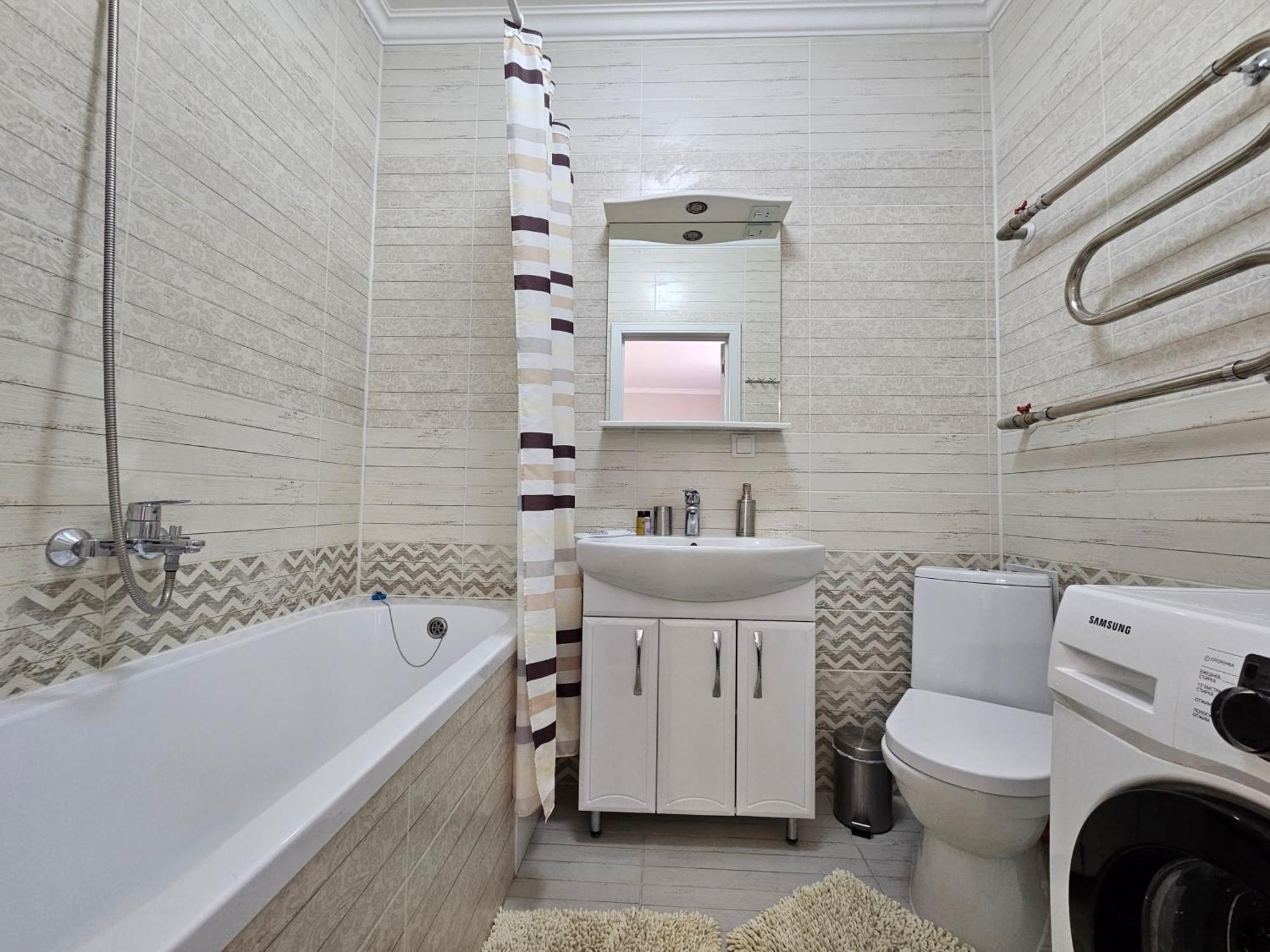 Ernaz Plus Apartments: Promenade Expo Astana Extérieur photo